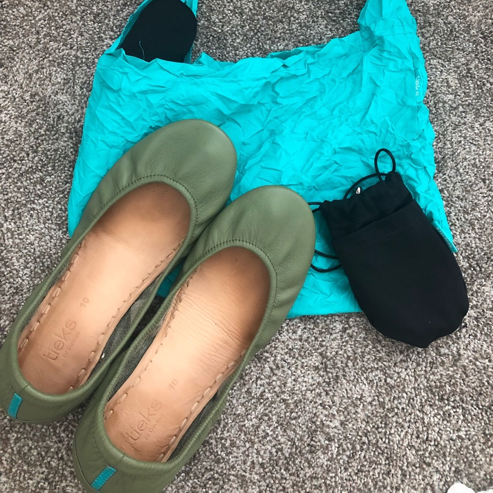 Tieks Olive Green ballet flats size 10.